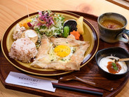 石臼挽きそば粉の ガレット.jpg